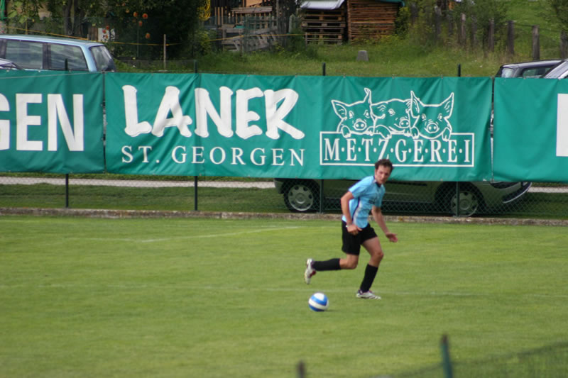 gal/Stadtturnier2007 - Spiel um Platz3 gegen Ahrntal/2007-08-12 SVR gg. SSV Ahrntal beim Stadtrurnier 100.jpg